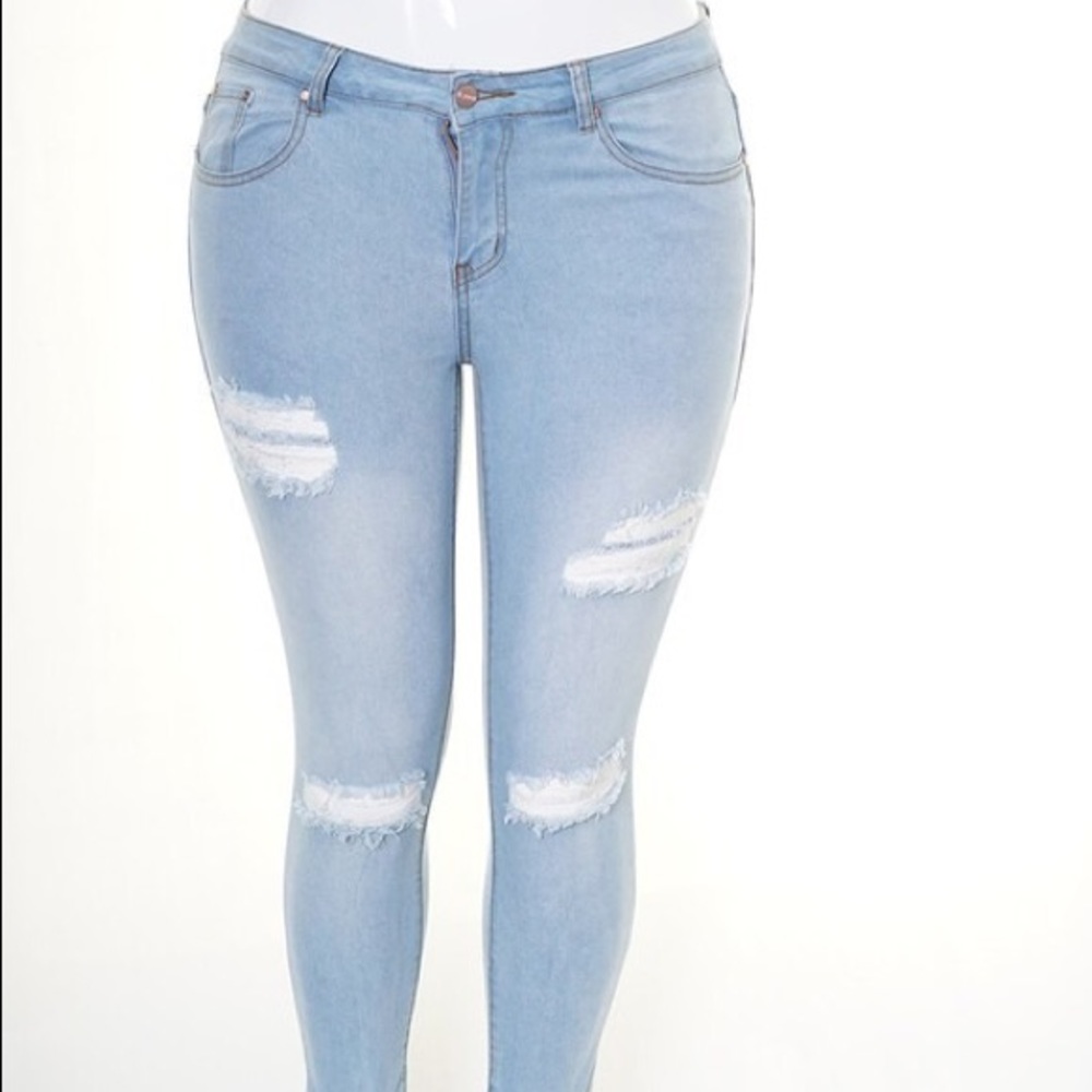 DENIM PLUS SIZE SALE 🔴🔴🔴 limited sizes left